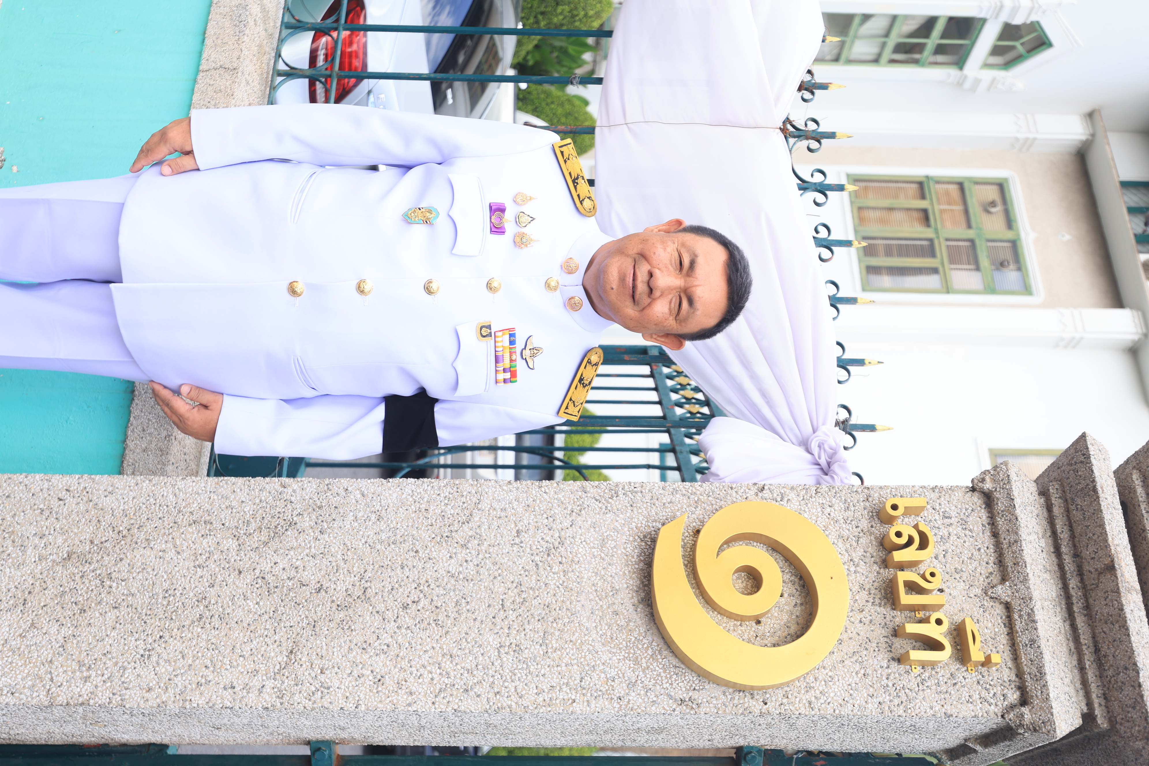 title - สำนักงานการปฏิรูปที่ดินเพื่อเกษตรกรรม นำคณะข้าราชการเข้าเฝ้าฯ กราบถวายบังคมลา เนื่องในโอกาสเกษียณอายุราชการ ประจำปี 2569